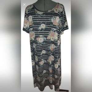 New Lularoe Carly Dress Striped With Pink Roses Size 2XL 2X
